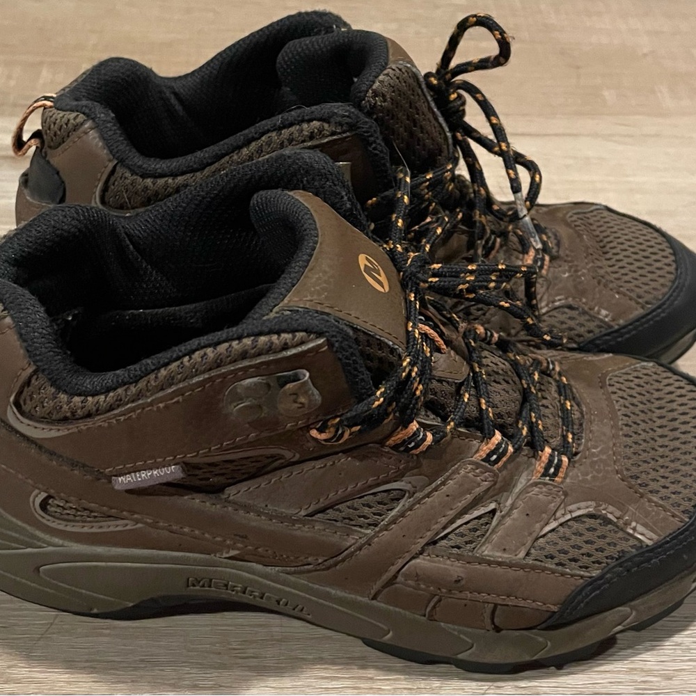 Merrell Kids  Moab 2 Vent Hiking Shoe, Waterproof, MK261204, Size 4.5 - Picture 4 of 7